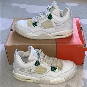 Jordan 4 retro “Classic Green” 2004 edition.